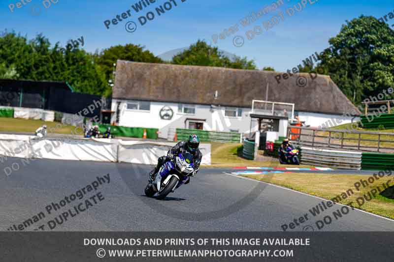 enduro digital images;event digital images;eventdigitalimages;mallory park;mallory park photographs;mallory park trackday;mallory park trackday photographs;no limits trackdays;peter wileman photography;racing digital images;trackday digital images;trackday photos